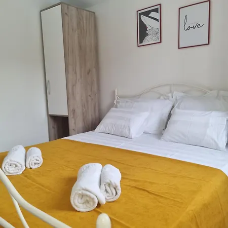 House Relax And Have Fun - For Big Groups Kaštel Novi