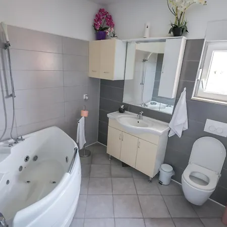 House Relax And Have Fun - For Big Groups וילה Kaštel Novi