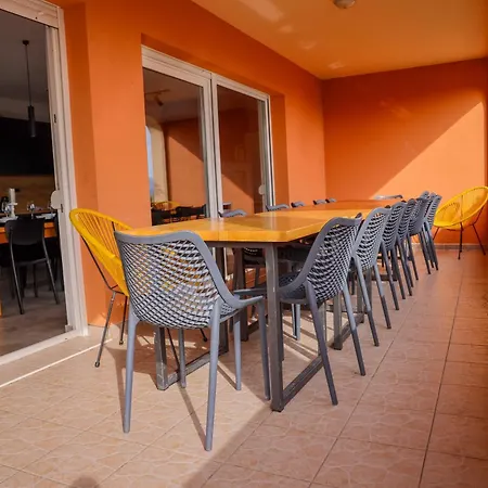 House Relax And Have Fun - For Big Groups * Kaštel Novi
