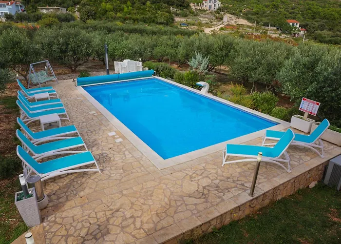 House Relax And Have Fun - For Big Groups Willa Kaštel Novi